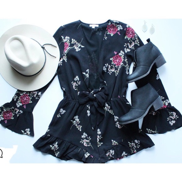 NWT Cotton Candy LA Black Floral Front tie Romper - Picture 2 of 6